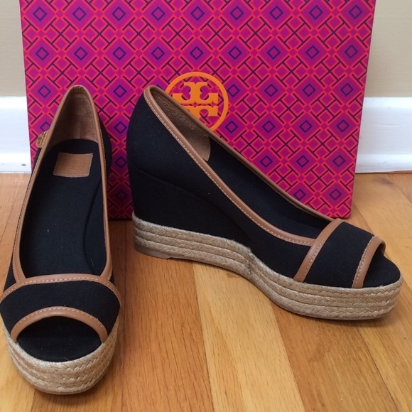 ⬇️TORY BURCH 'Majorca' Platform Peep Toe Wedges - Picture 3 of 8